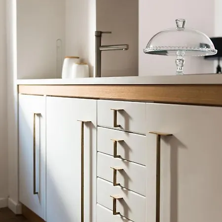 Starhost - Golden ساليرنو