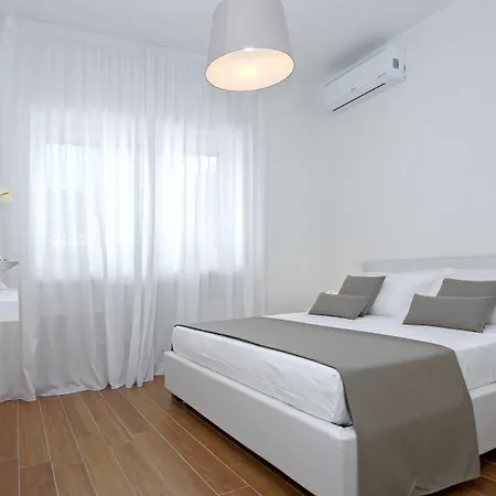 Starhost - Golden ساليرنو