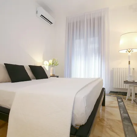 Starhost - Golden شقة ساليرنو