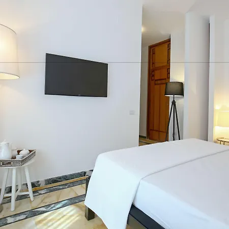 Starhost - Golden * ساليرنو