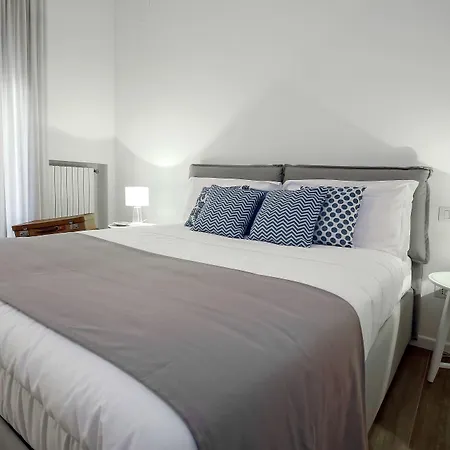 Starhost - Golden شقة ساليرنو