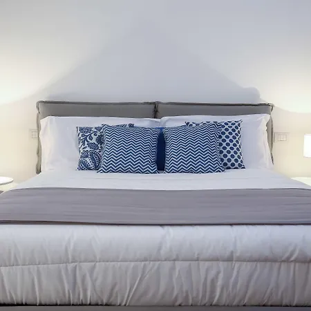 Starhost - Golden ساليرنو