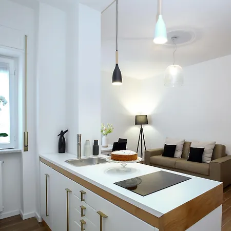 Starhost - Golden ساليرنو