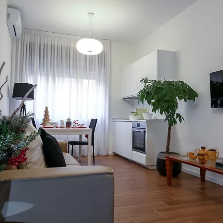 Starhost - Golden شقة