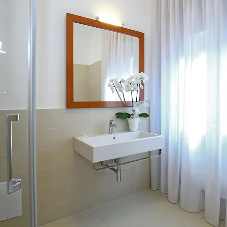 Starhost - Golden * ساليرنو