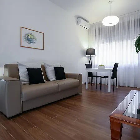 Apartment Starhost - Golden Salerno